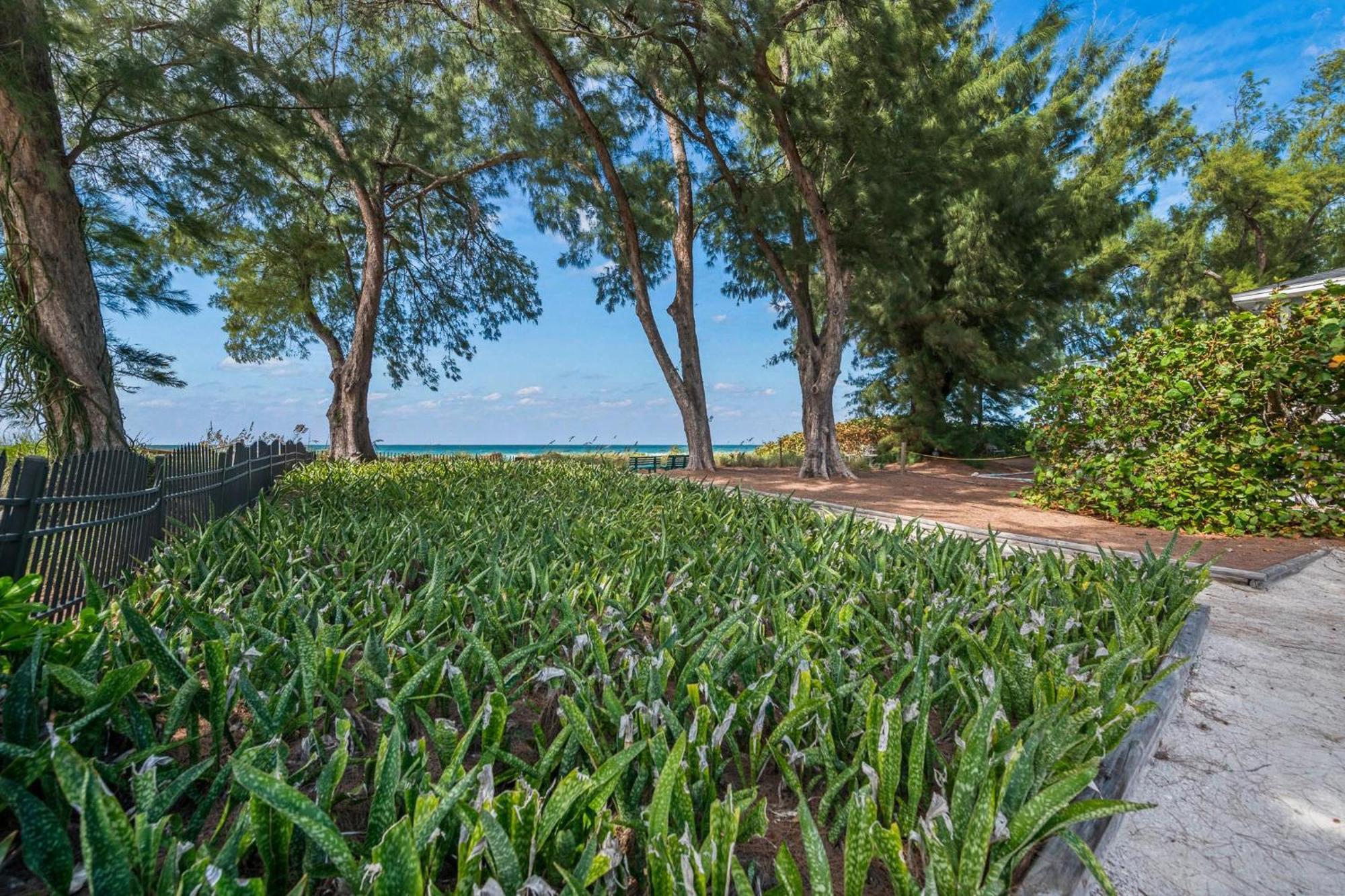 Whispering Waves East Villa Holmes Beach Luaran gambar
